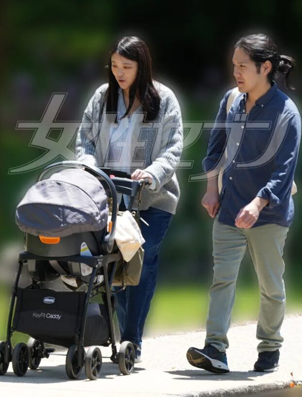 小室眞子夫妻　ベビーカー